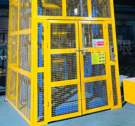 九台货梯可以安装在室外吗